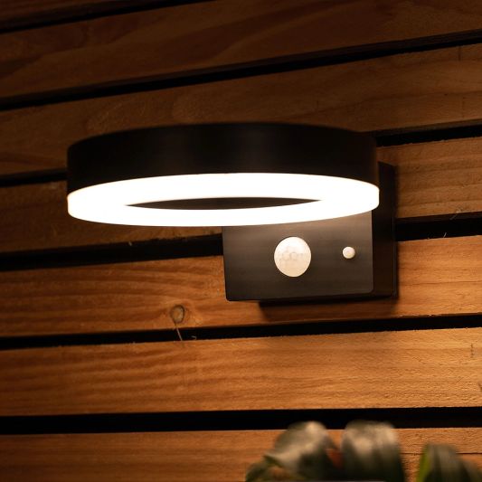 Brendz Solar Wandlamp Malabo