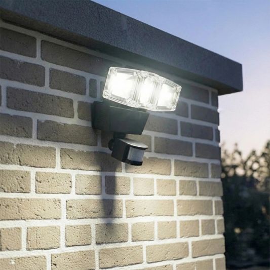 Solar beveiligingslamp James III met bewegingsmelder en los paneel