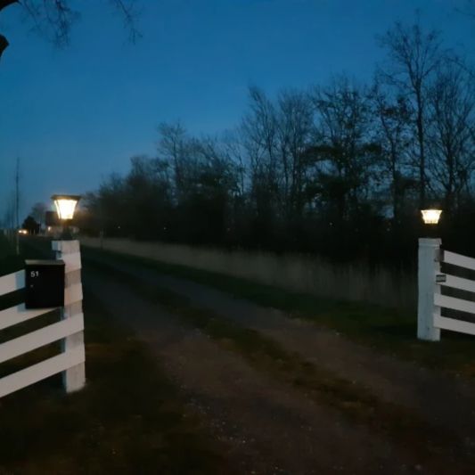 Solar buitenlamp London sokkel zwart met ledlamp