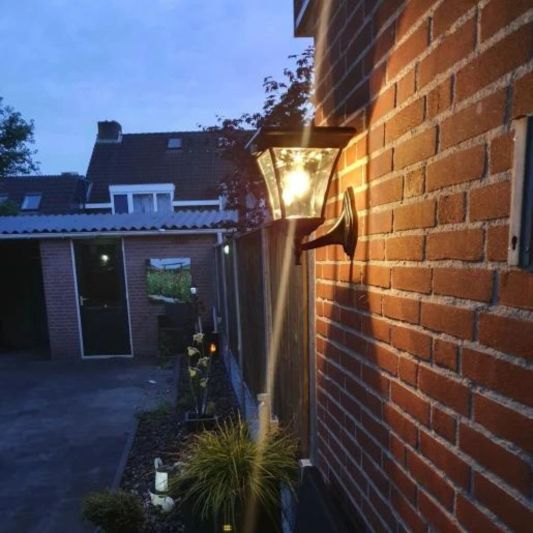 Solar buitenlamp London wandlamp op zonne energie