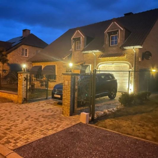 Solar buitenlamp Sheffield sokkel zwart met ledlamp