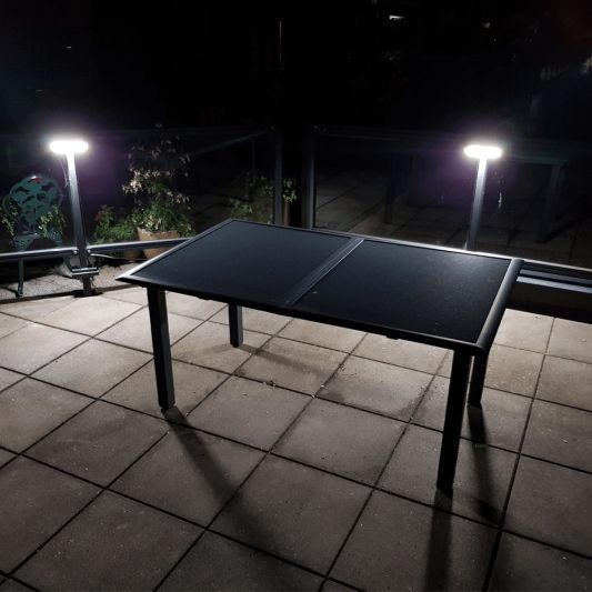 Solar buitenlamp wandlamp Motion V met bewegingsmelder op zonne energie