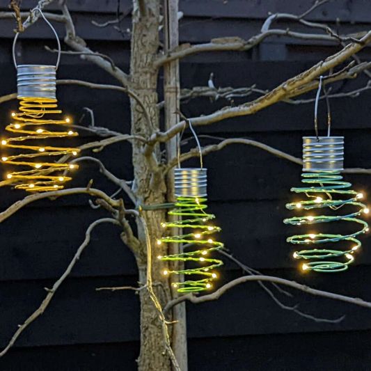 Solar hanglamp Fiesta op zonne energie - Set met meerdere kleuren - Set van 9 stuks