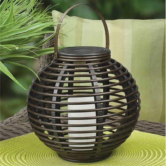 Set van twee stuks Solar Lantaarn Basket Medium en Large Rotanlook lamp op zonne energie