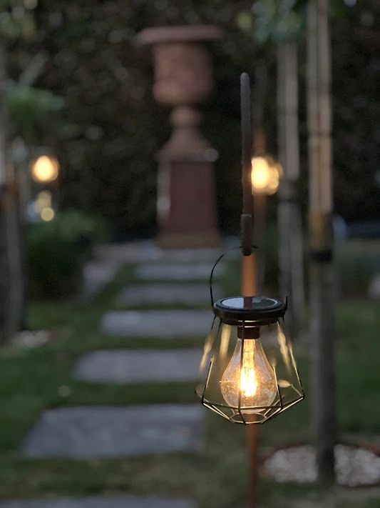 Solar LED lamp Vogue zwarte buitenlamp op zonne energie