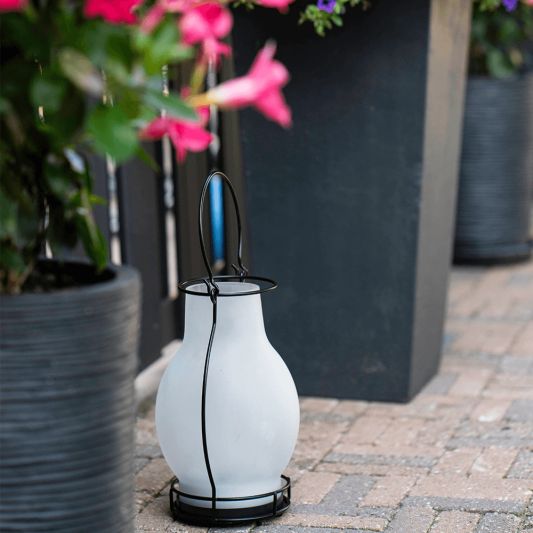 Solar LED lantaarn Genie met realistisch vlam-effect - op zonne energie