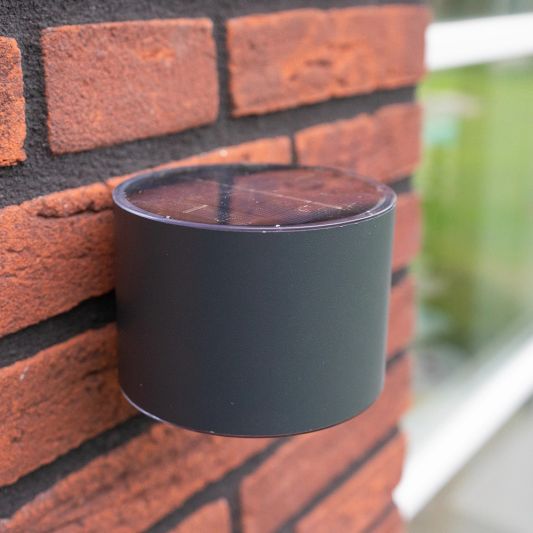 Solar LED wandlamp op zonne energie Sven rond