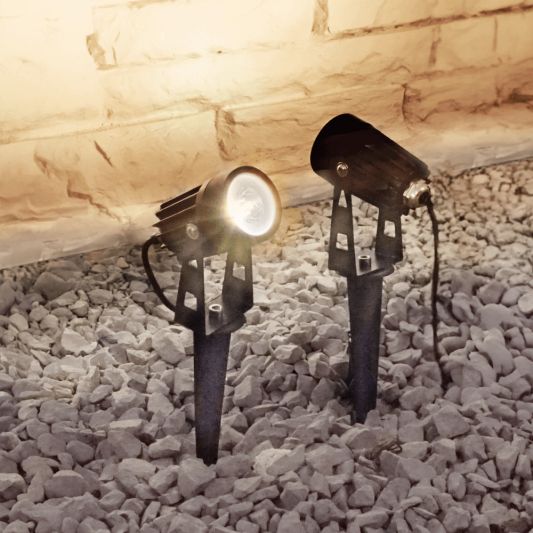 Solar spot Twins met twee spots en los solarpaneel