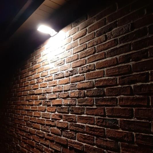 Solar wandlamp Slim met 36 leds en bewegingsmelder Zilver