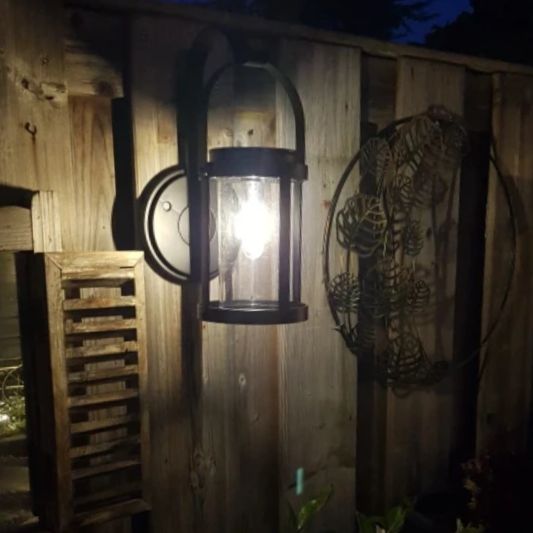 Solar wandlamp Venice met led filament lamp