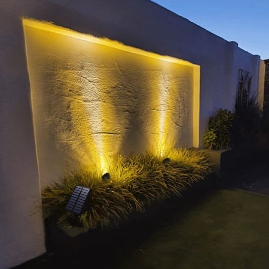 Solar wandspot Heads complete set met twee spots en los solarpaneel