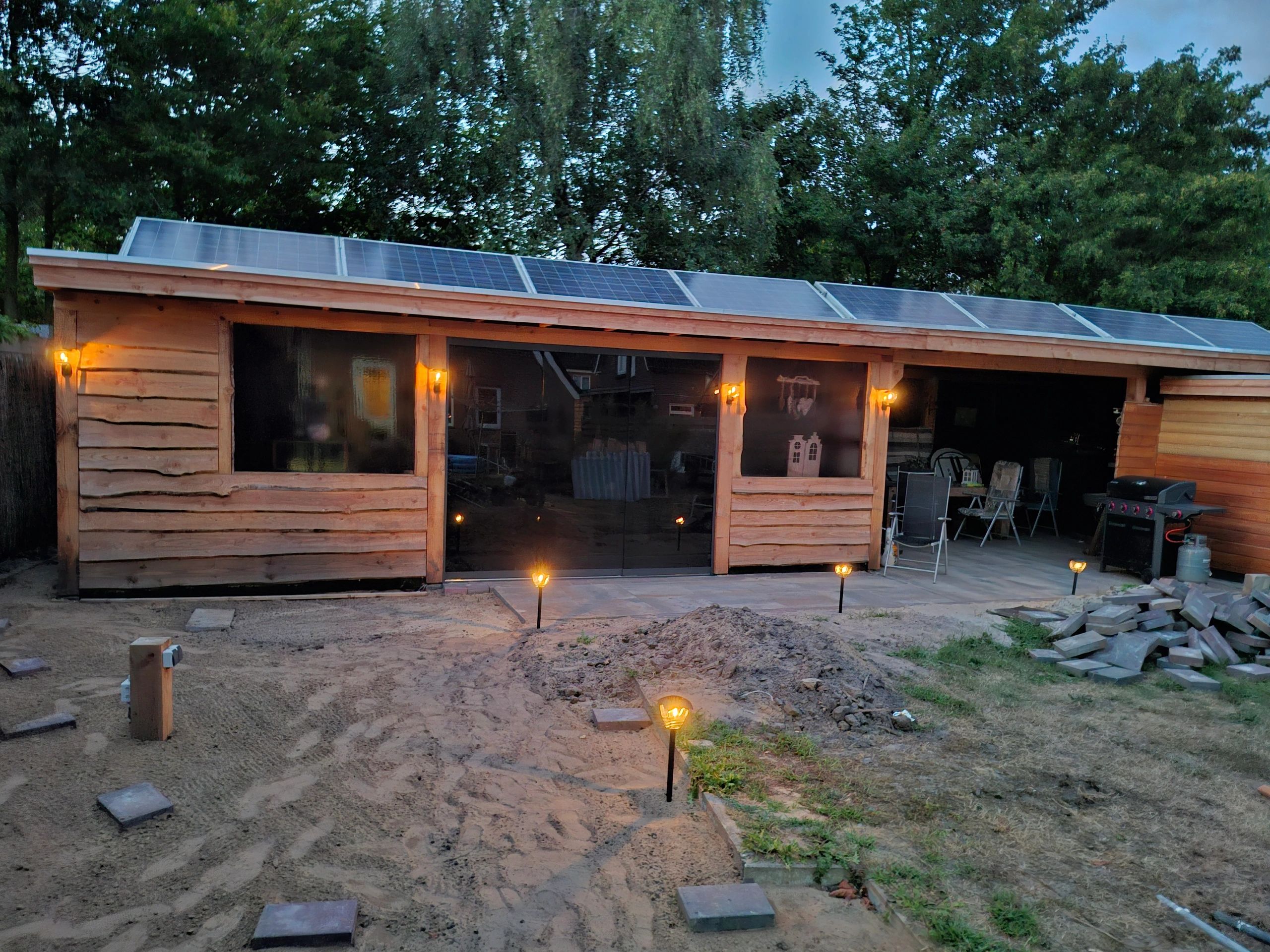 Solar wandlamp Prickle met warm wit licht set van 2