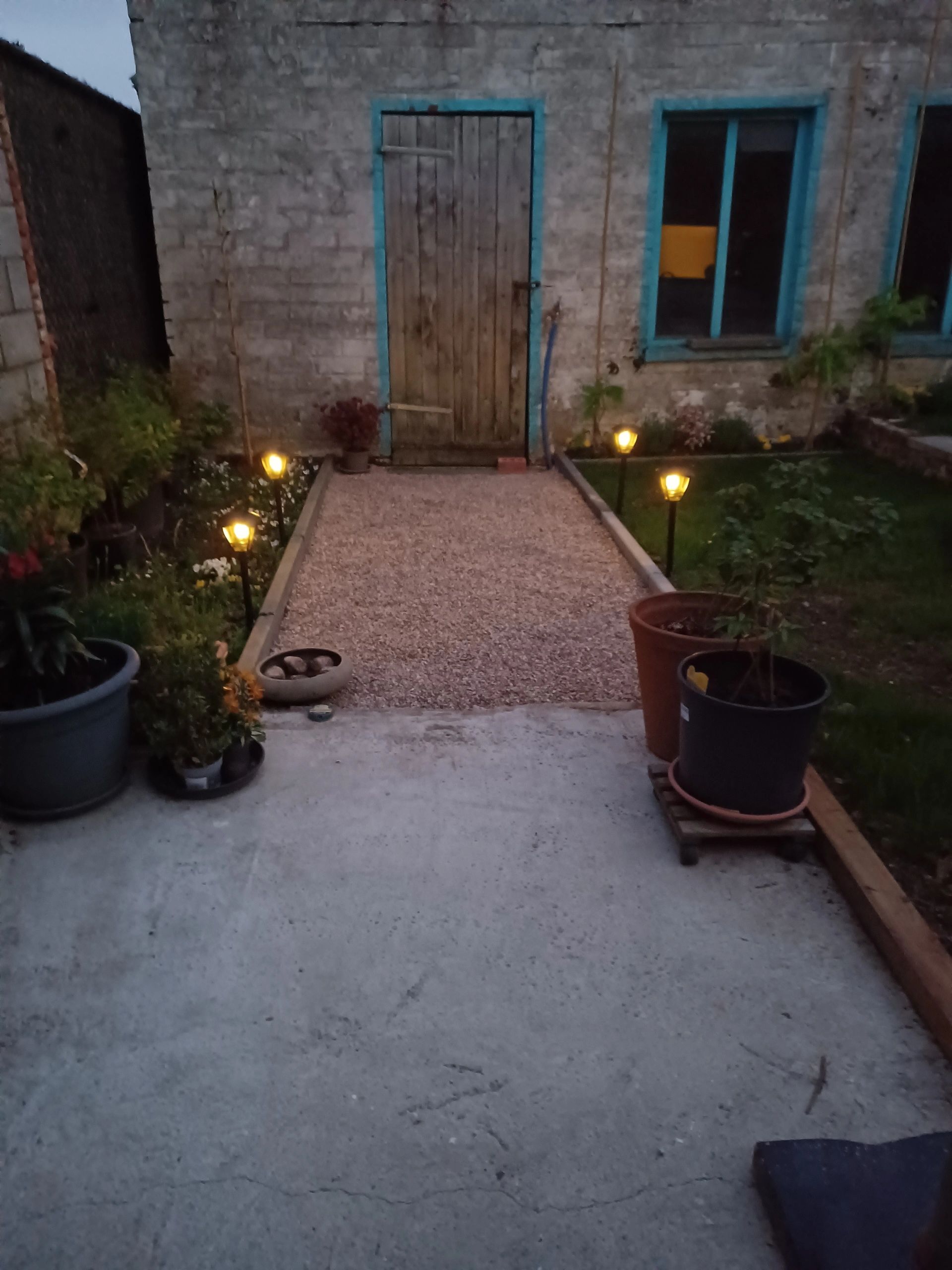 Solar LED priklamp Prickle | Warm wit licht | Voordeelset van 4 stuks