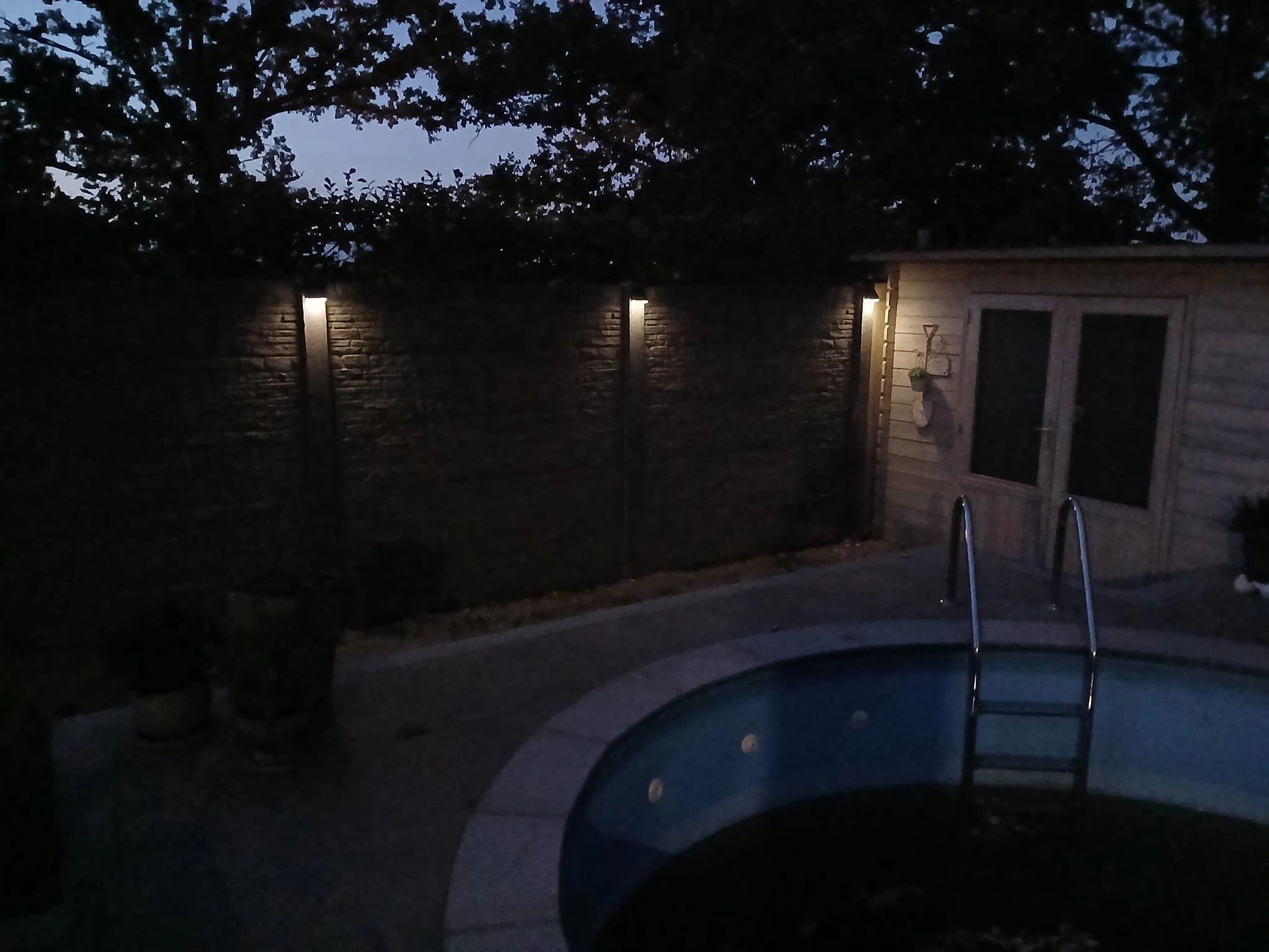 Solar Wandlamp Beam met schemer- en bewegingssensor op zonne-energie set van 4 stuks