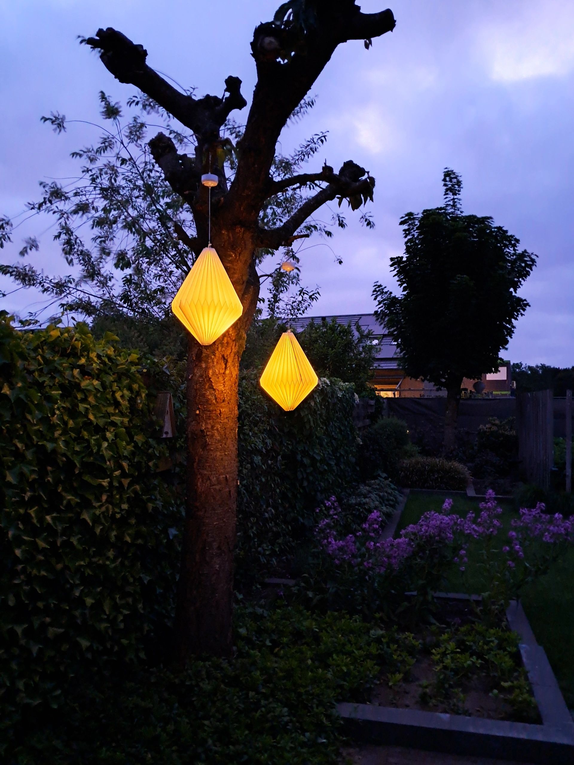 Solar lampion en hanglamp Lima met warm wit licht
