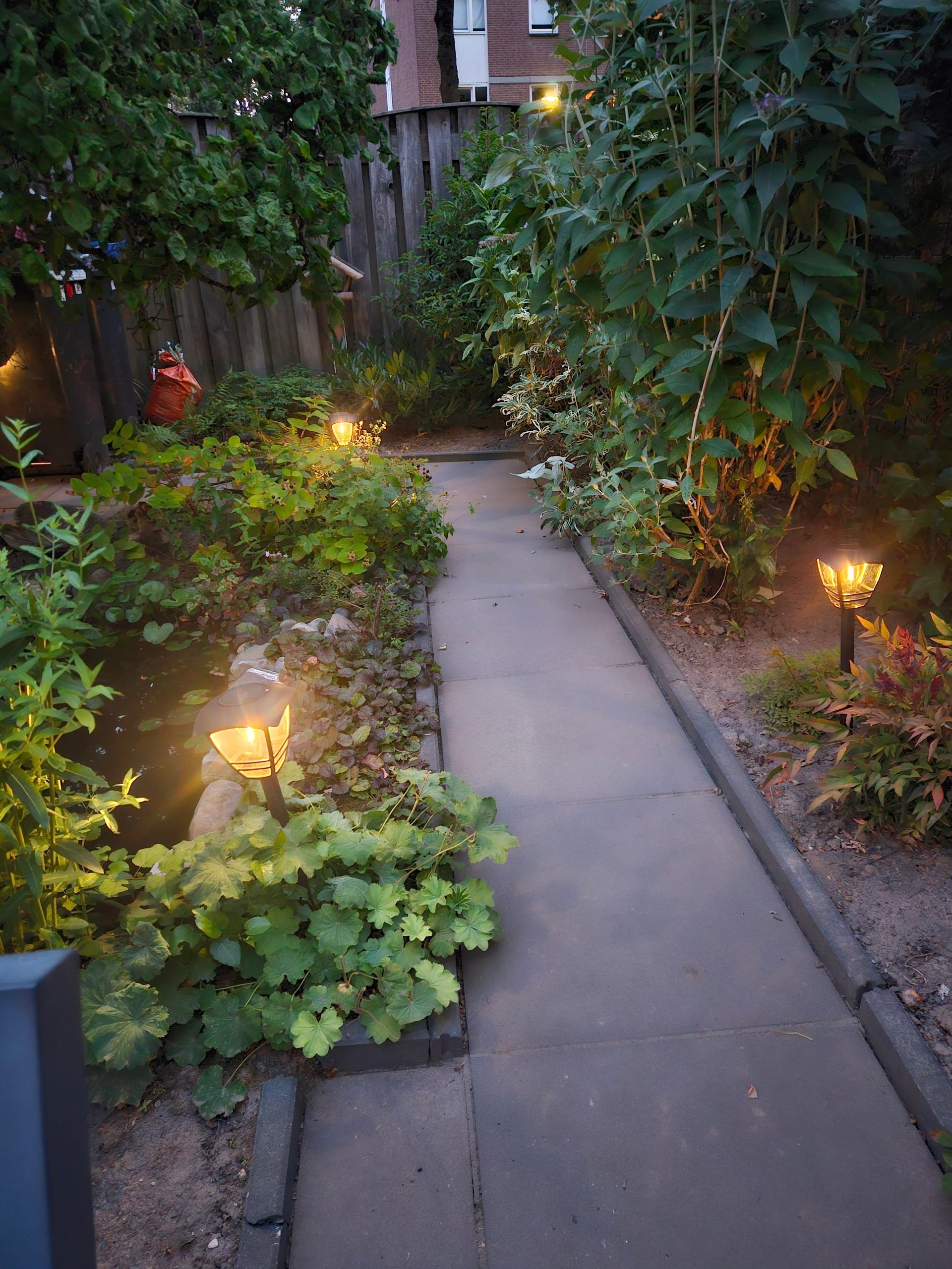 Solar priklamp Prickle met warm wit licht set van 2