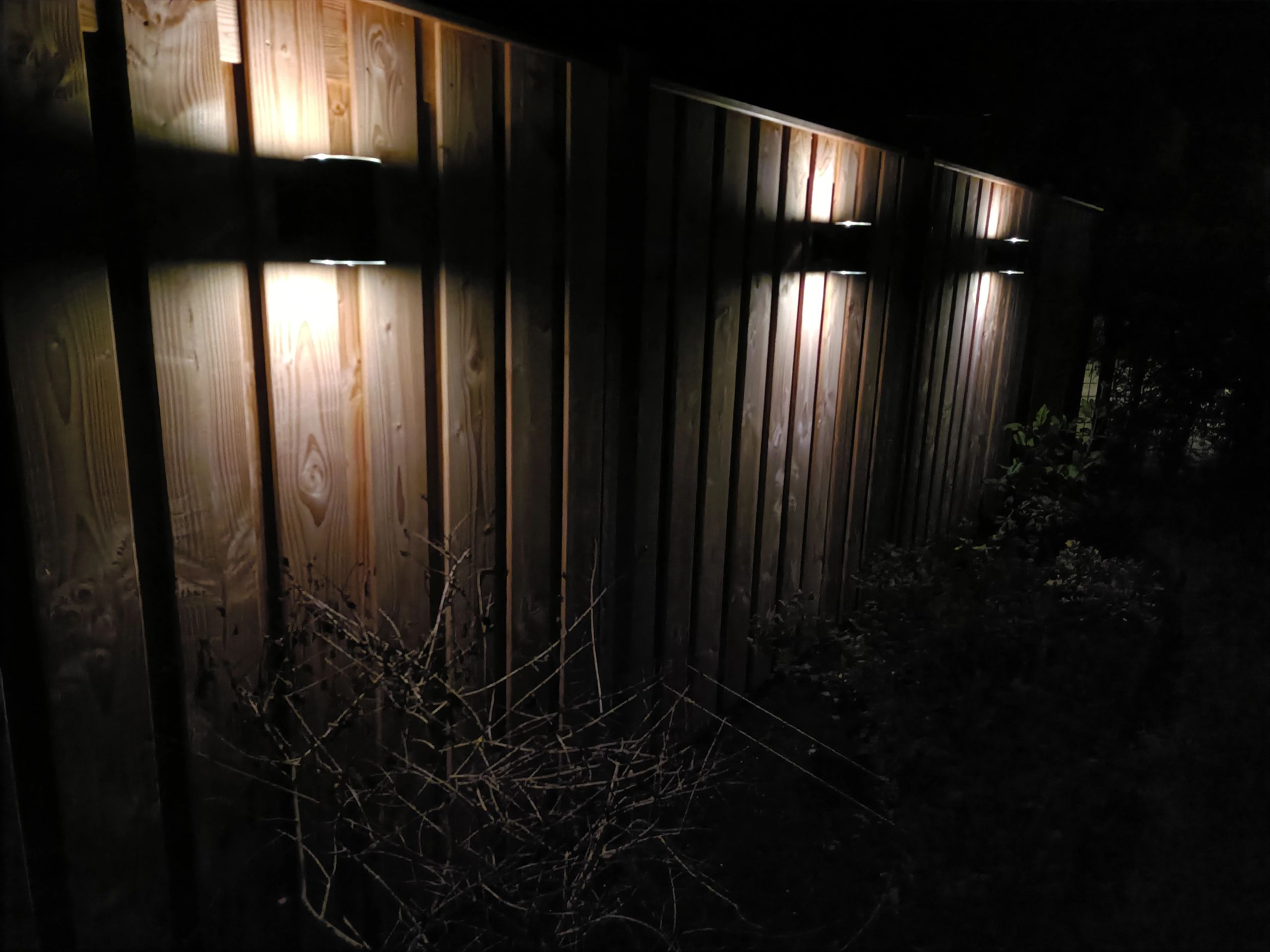 Solar wandlamp up downlight Sverre | Rond ontwerp | Warm wit licht | Optie met bewegingssensor