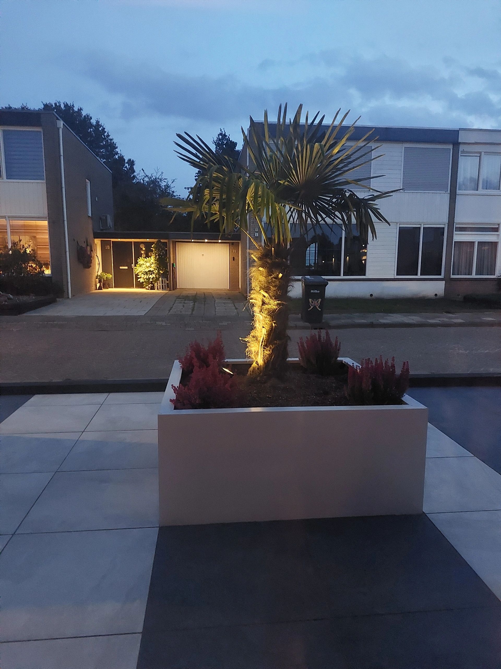 Solar spot Highlight voor wandmontage of grondspies warm wit voordeelset 4