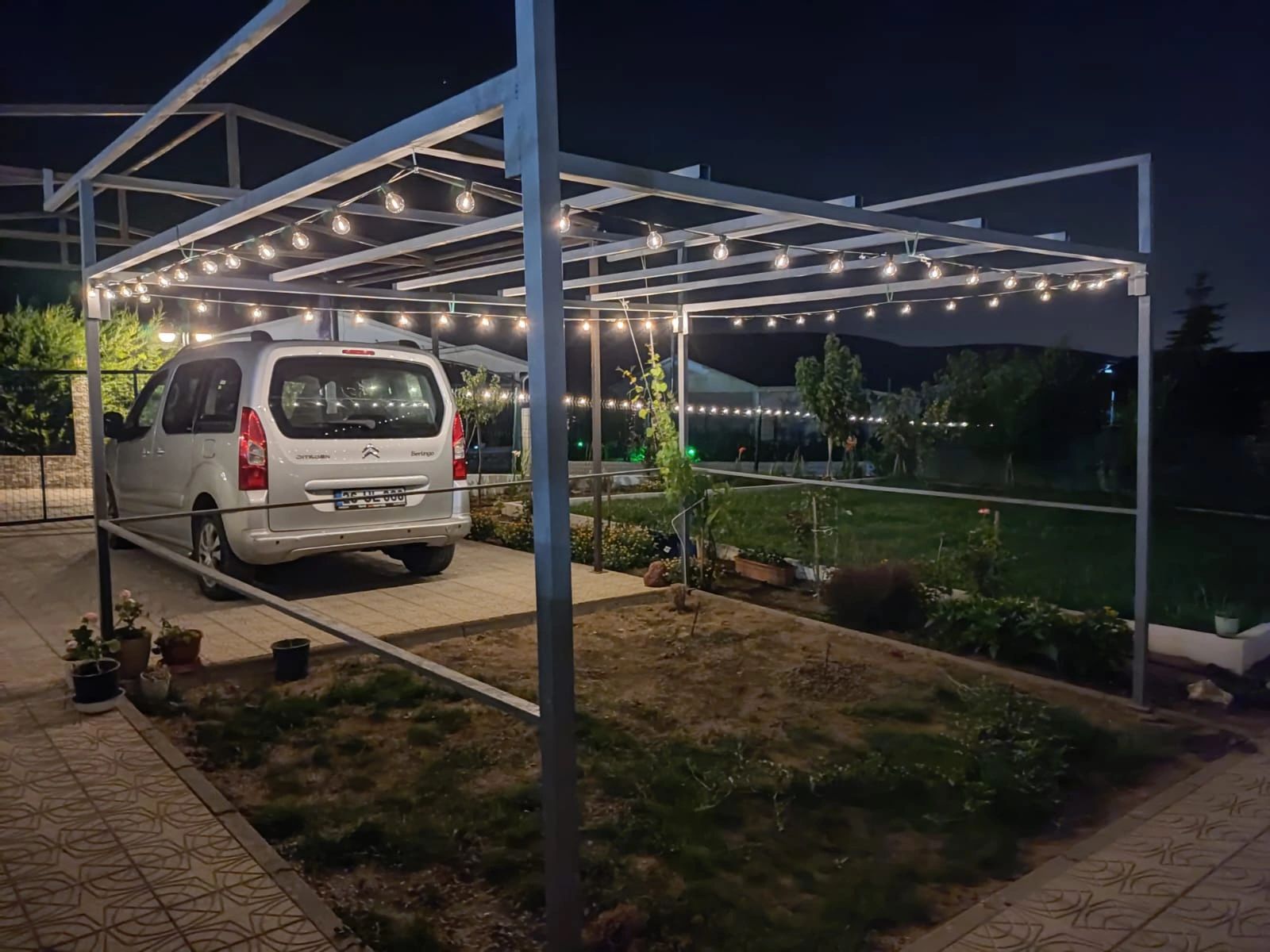Solar lichtslinger Chain met 30 warm witte led filament lampen