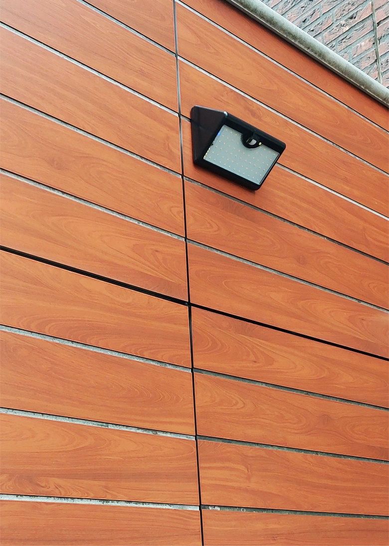 Solar buitenlamp wandlamp Motion IV met bewegingsmelder op zonne energie