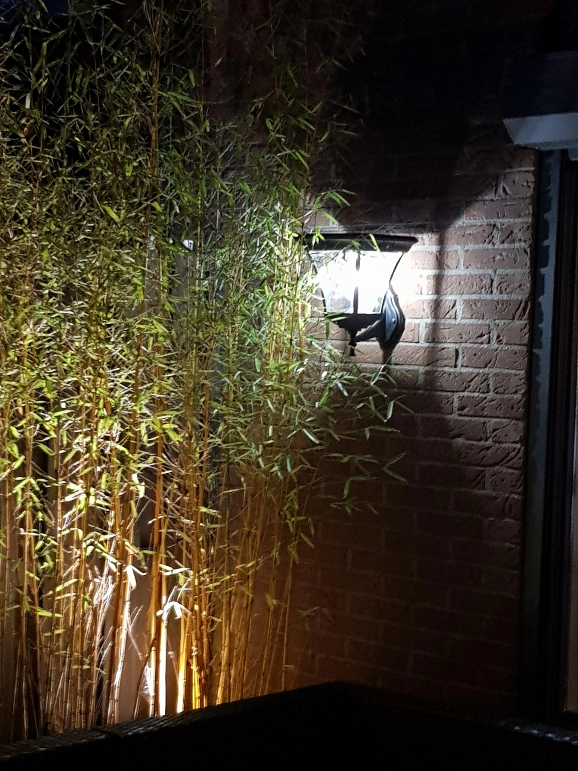 Solar buitenlamp London wandlamp op zonne energie