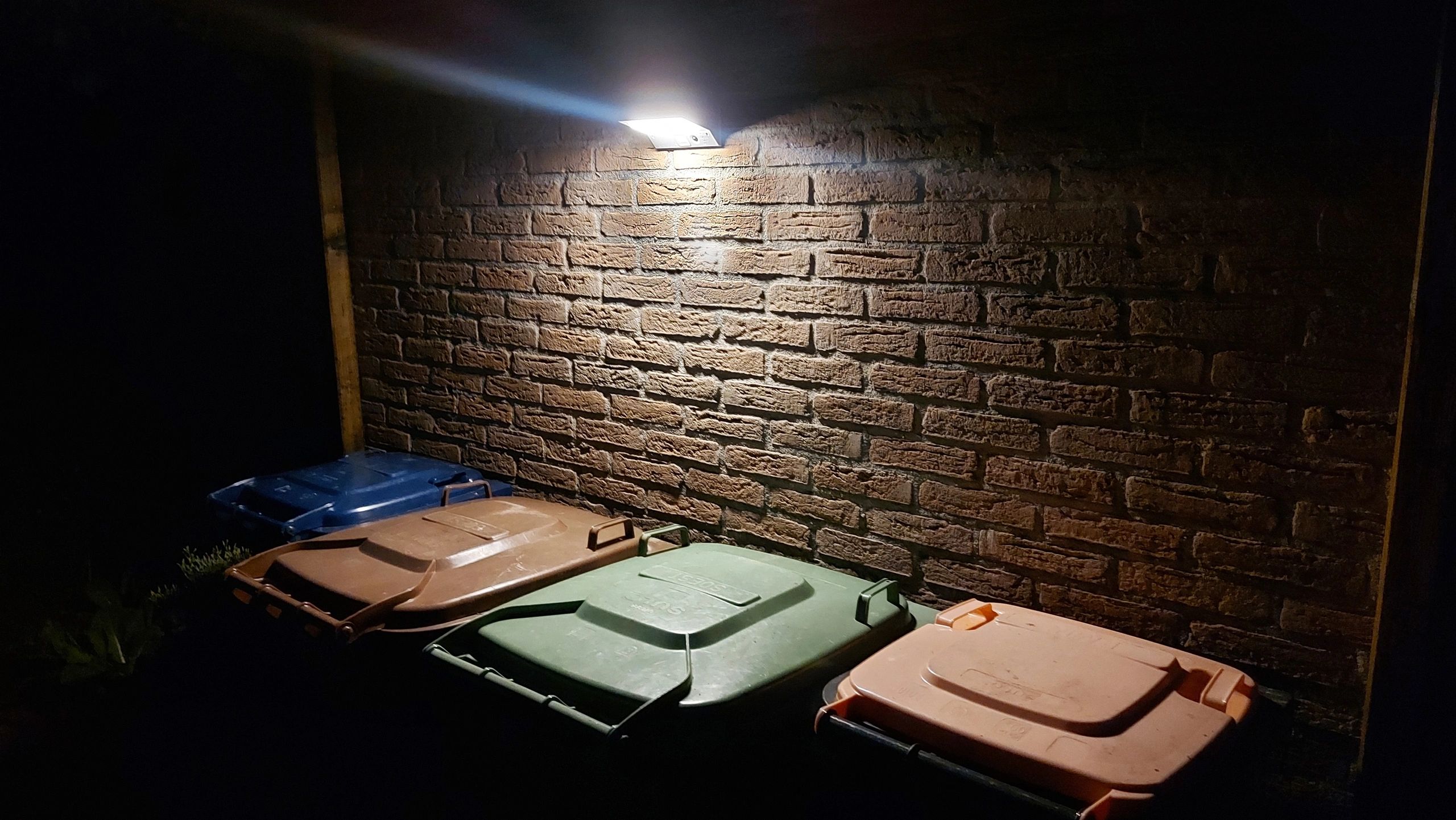 Solar wandlamp Stuttgart met 21 leds en bewegingsmelder RVS op zonne-energie