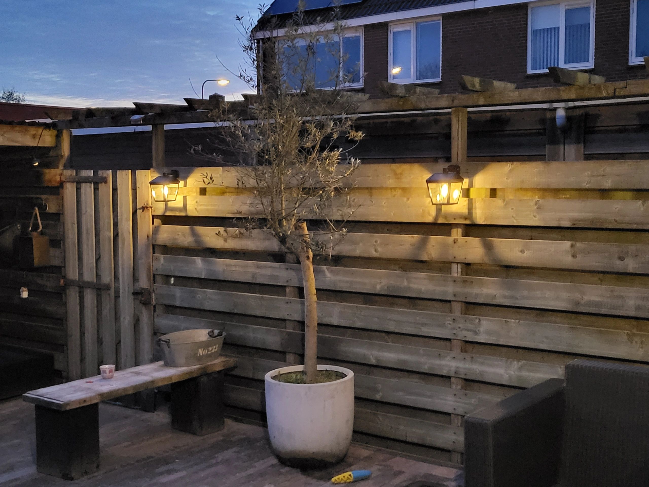 Solar filament LED wandlamp Noah op zonne energie