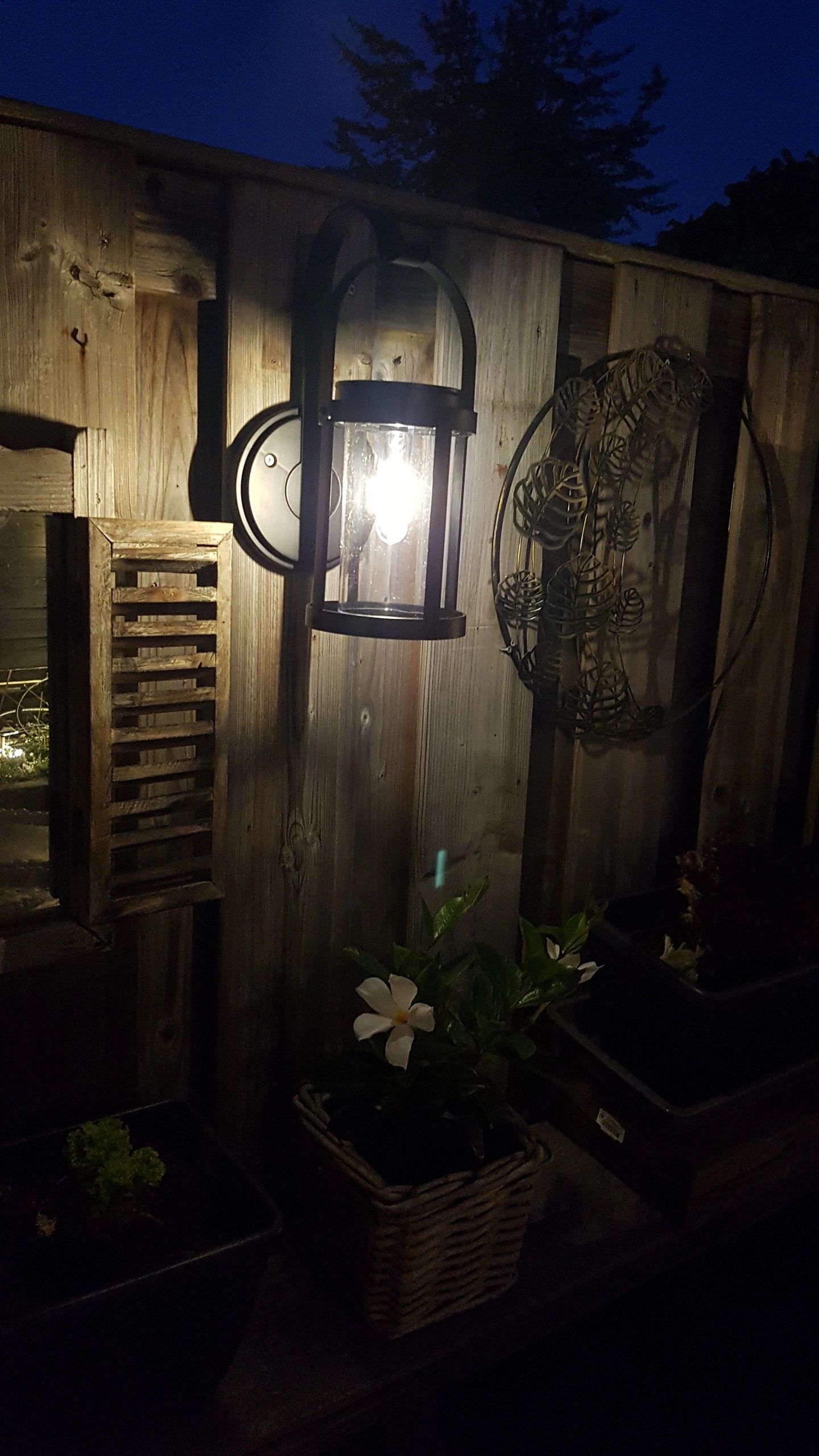 Solar wandlamp Venice met led filament lamp
