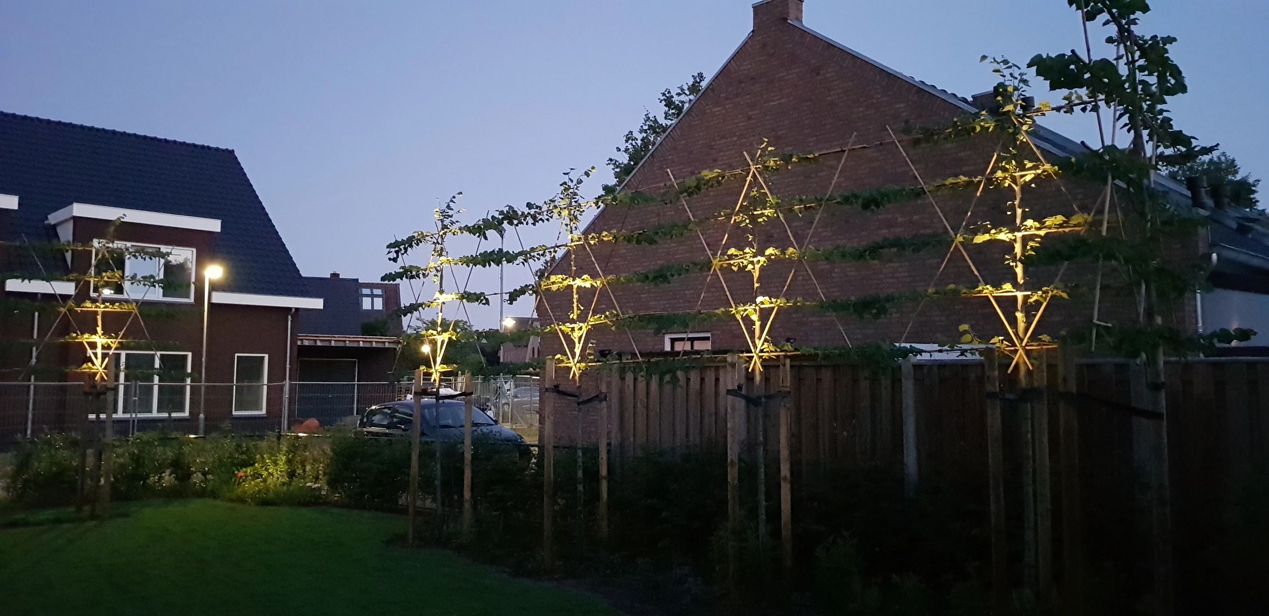 Solar spot Twins met twee spots en los solarpaneel