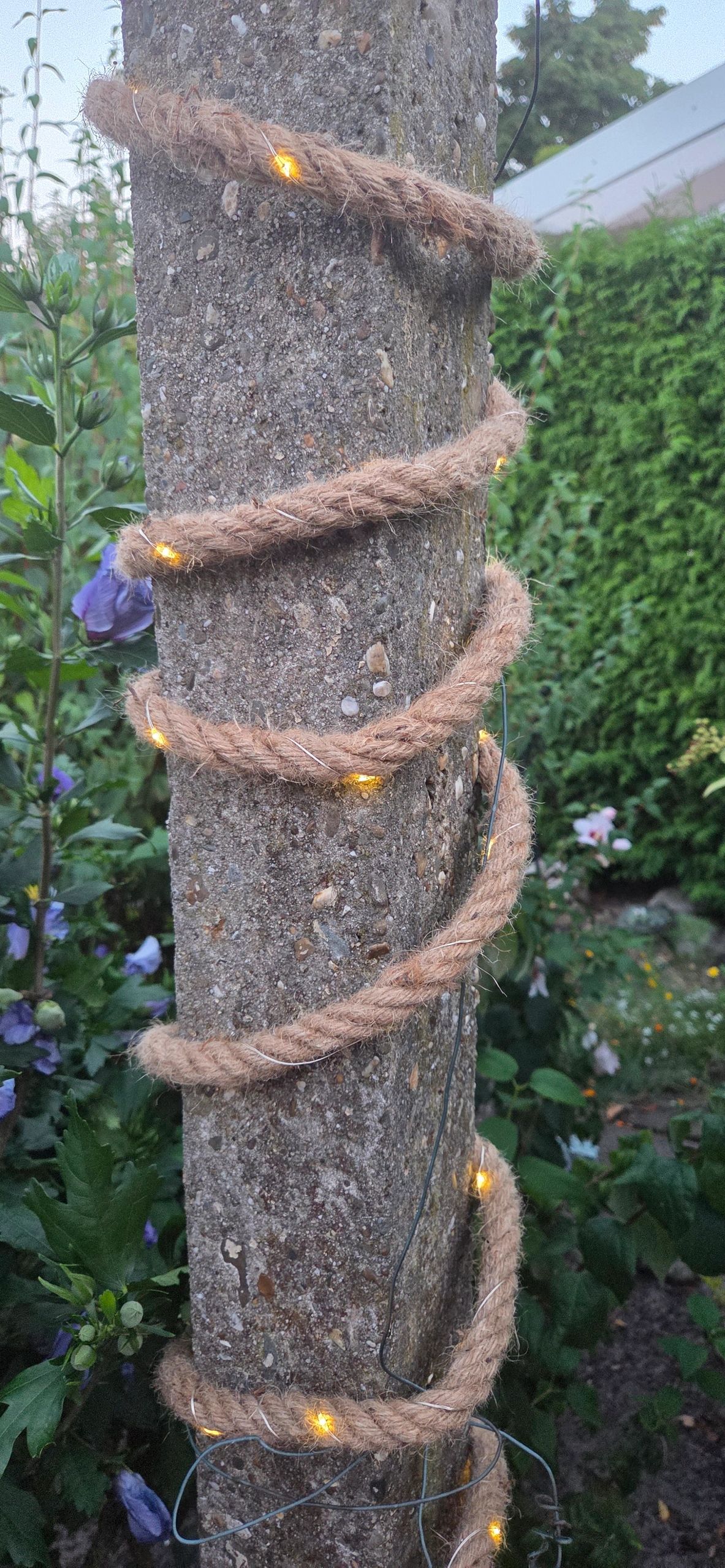 Solar lichtsnoer Manilla met 60 warm witte leds - 4,5 meter