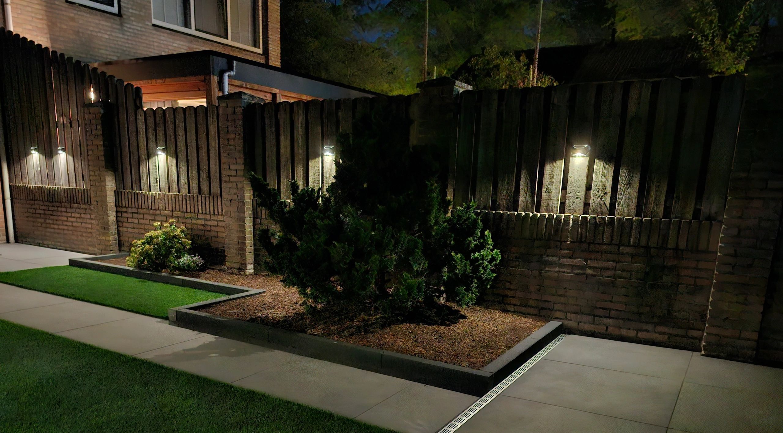 Solar wandlamp Quinn RVS zwart op zonne energie 2 stuks