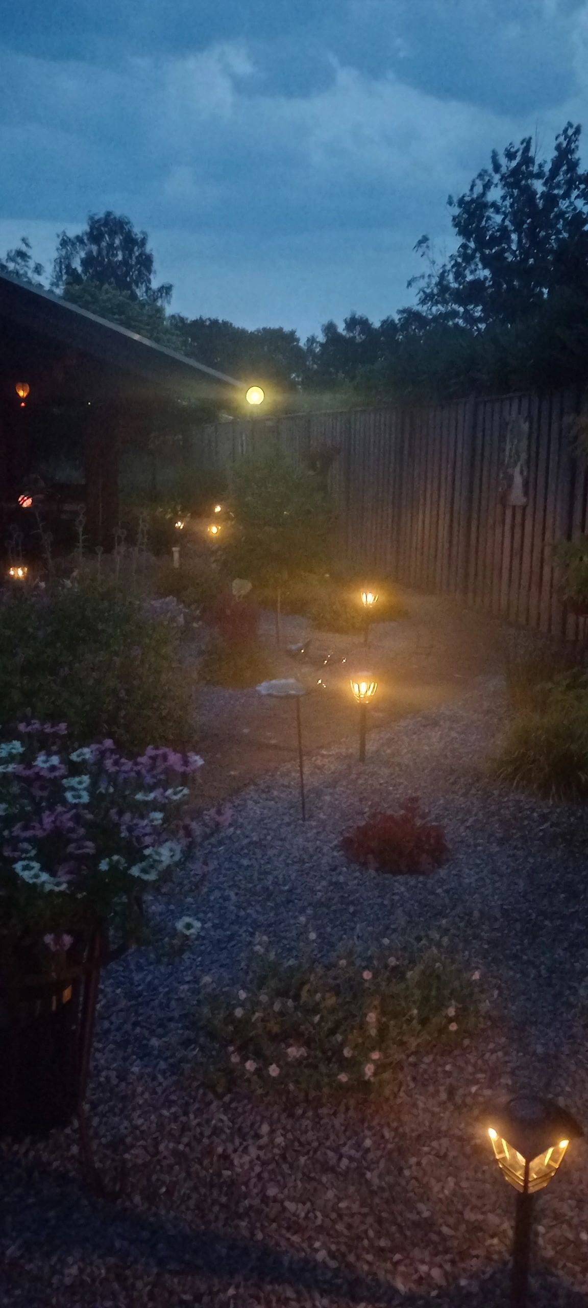 Solar priklamp Prickle met warm wit licht set van 2