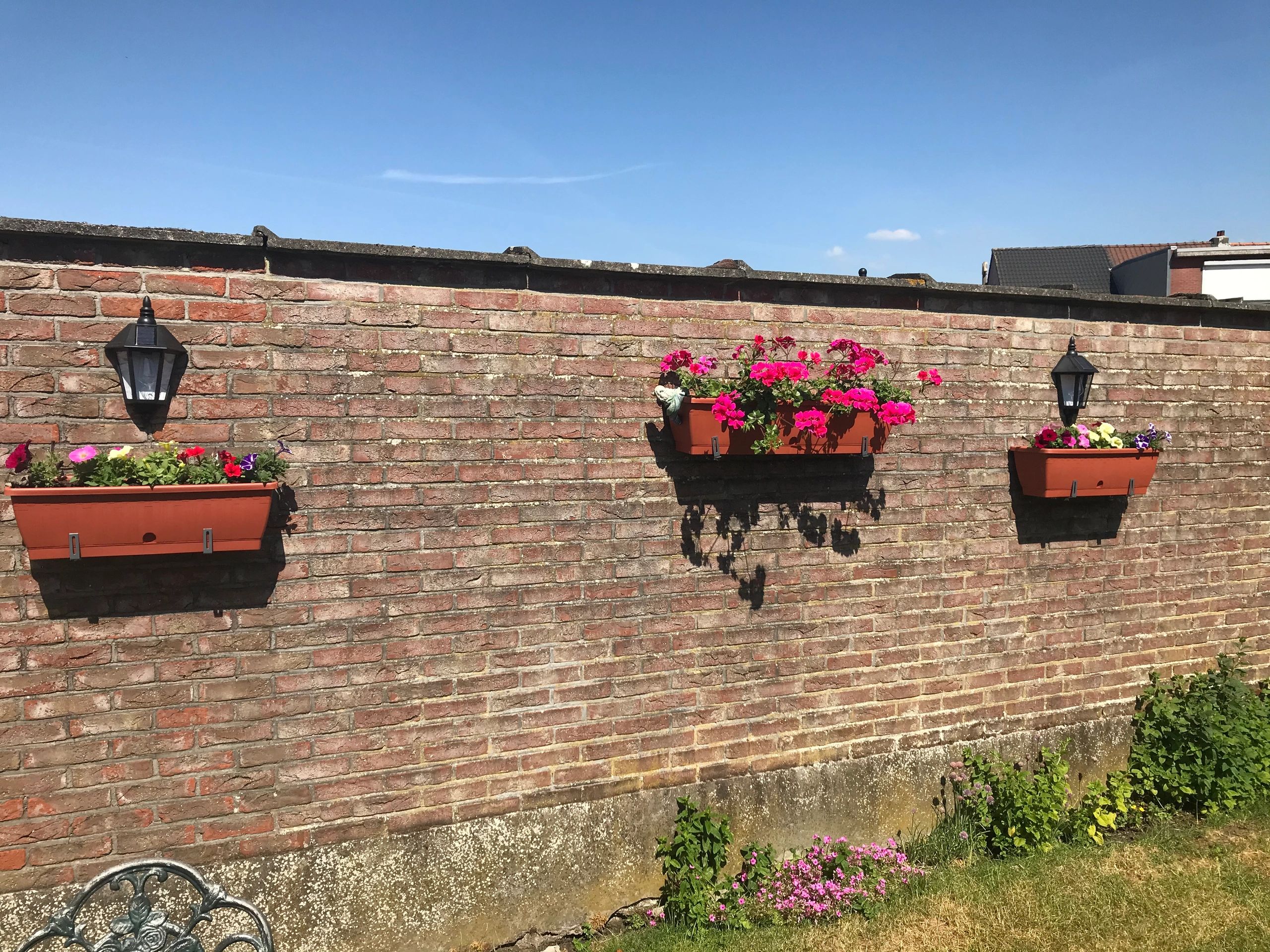 Solar wandlamp Monty klassieke buitenlamp op zonne energie