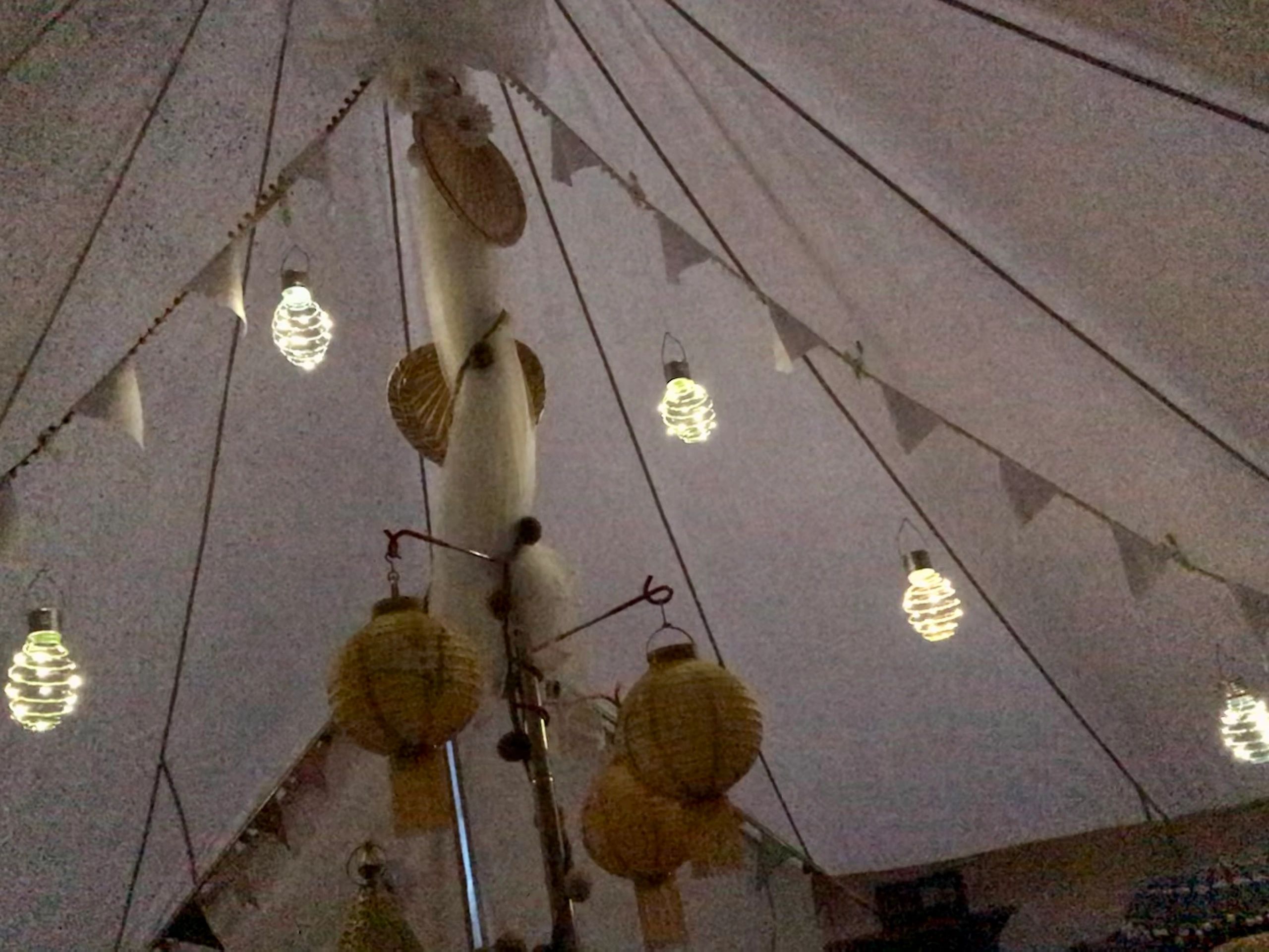 Solar hanglamp Fiesta op zonne energie - Set met meerdere kleuren