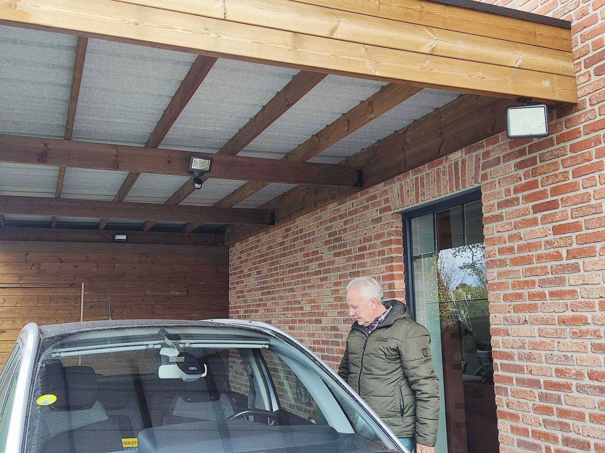 Solar wandlamp Capital I met los zonnepaneel