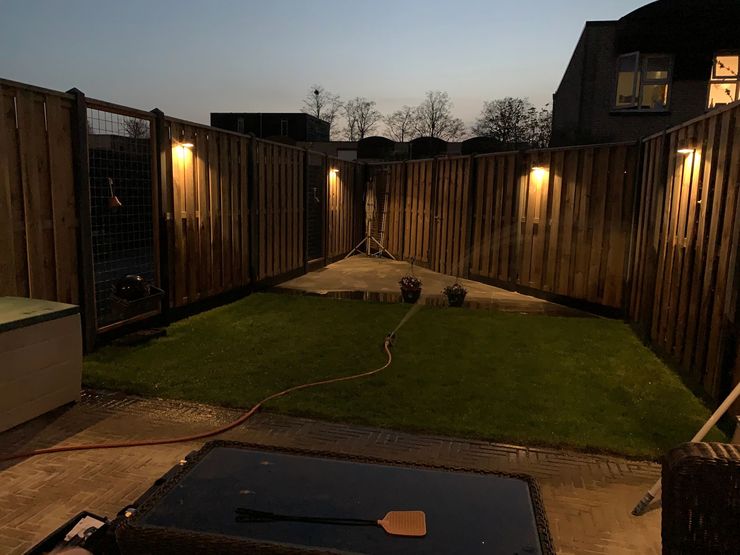 Solar wandlamp Tinn I RVS met bewegingsmelder op zonne energie