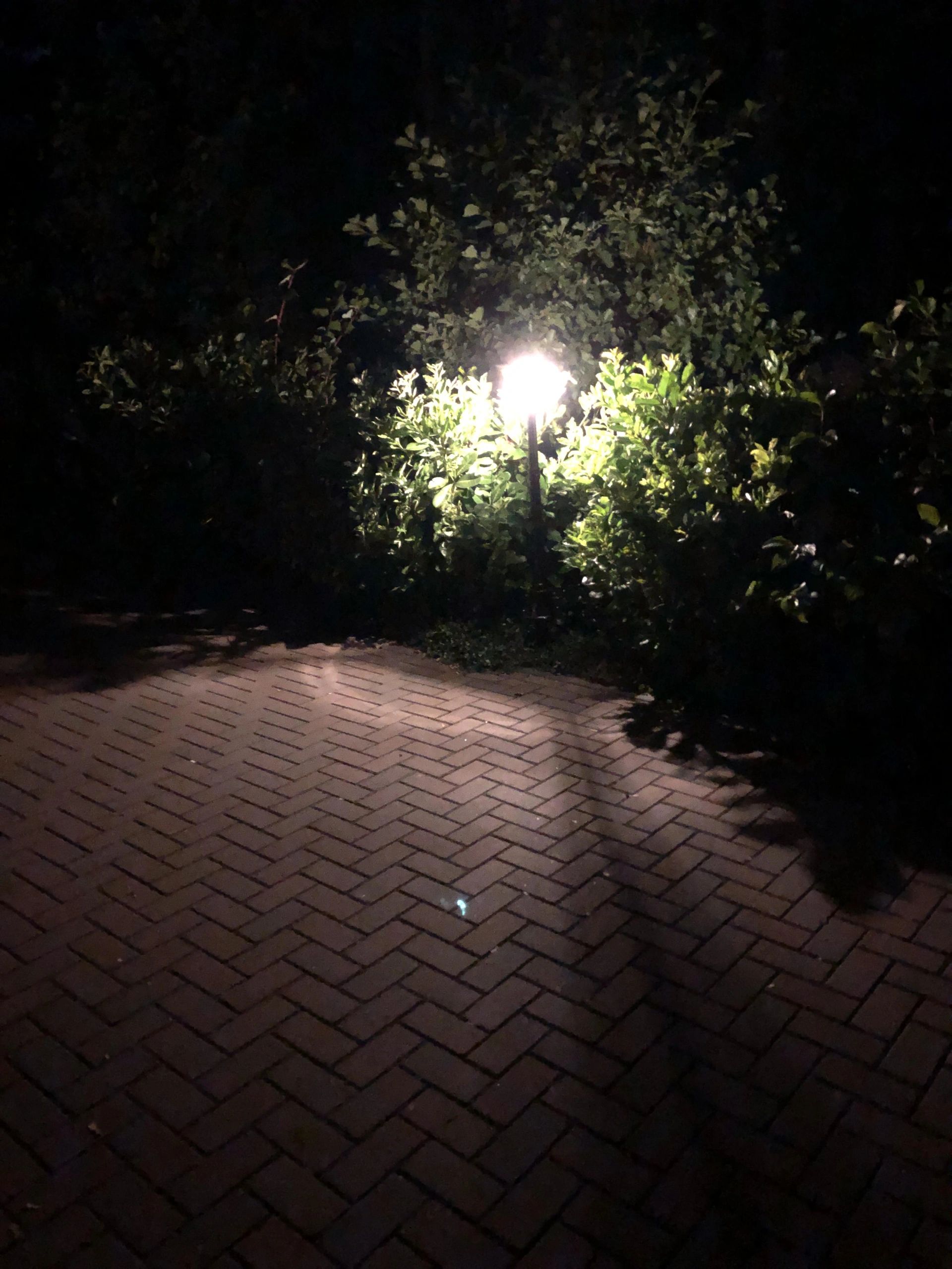 Solar buitenlamp London lantaarn midden hoog zwart op zonne energie