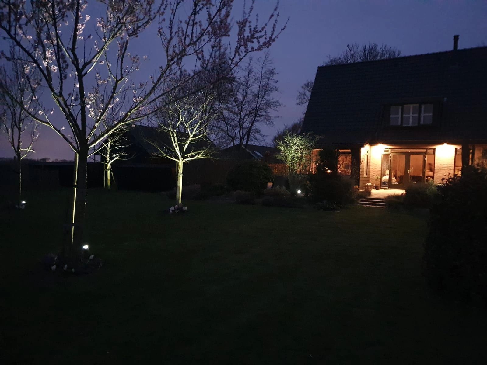 Solar spot Highlight voor wandmontage of grondspies - buitenlamp op zonne energie
