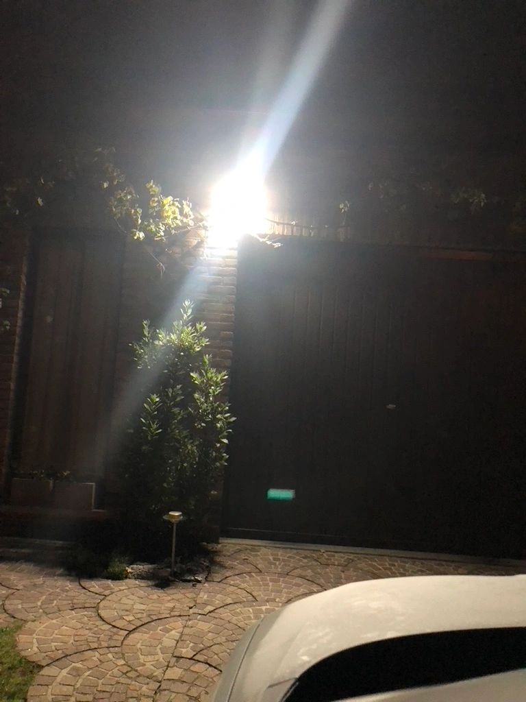 Solar wandlamp Carl III met bewegingssensor op zonne-energie