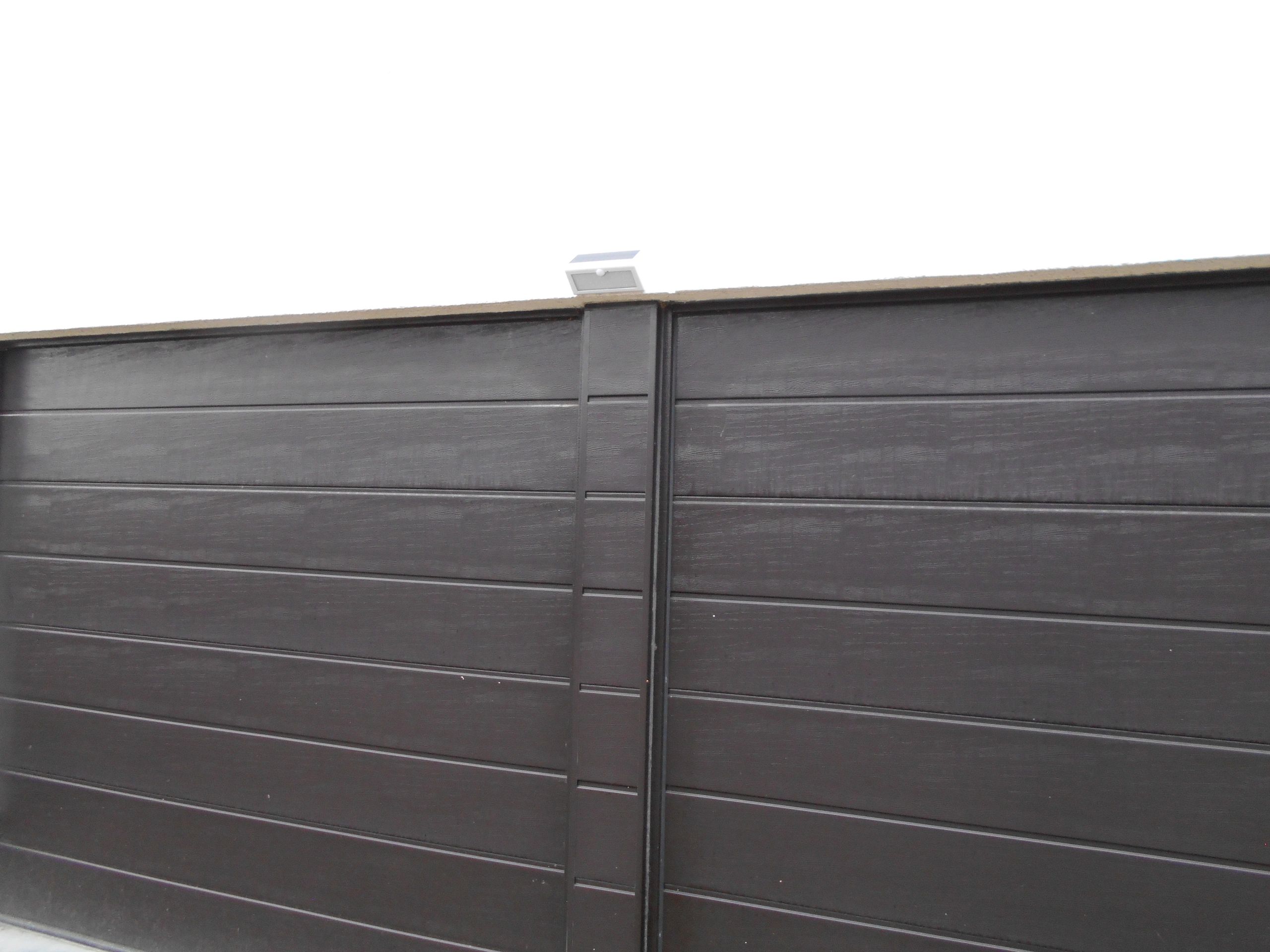 Solar buitenlamp wandlamp Motion III met bewegingsmelder op zonne energie