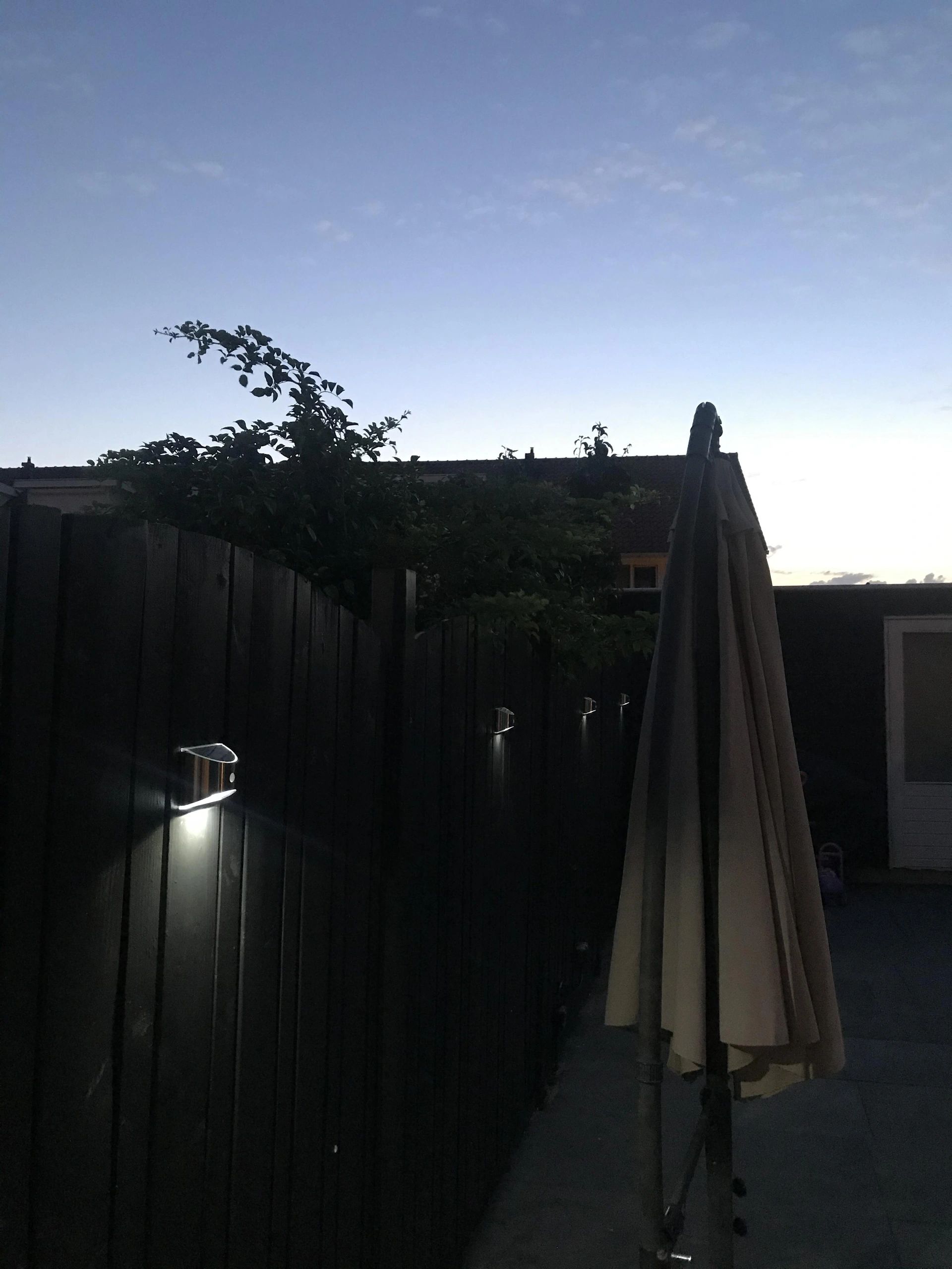 3X Solar wandlamp Flint RVS met bewegingsmelder op zonne energie koud wit