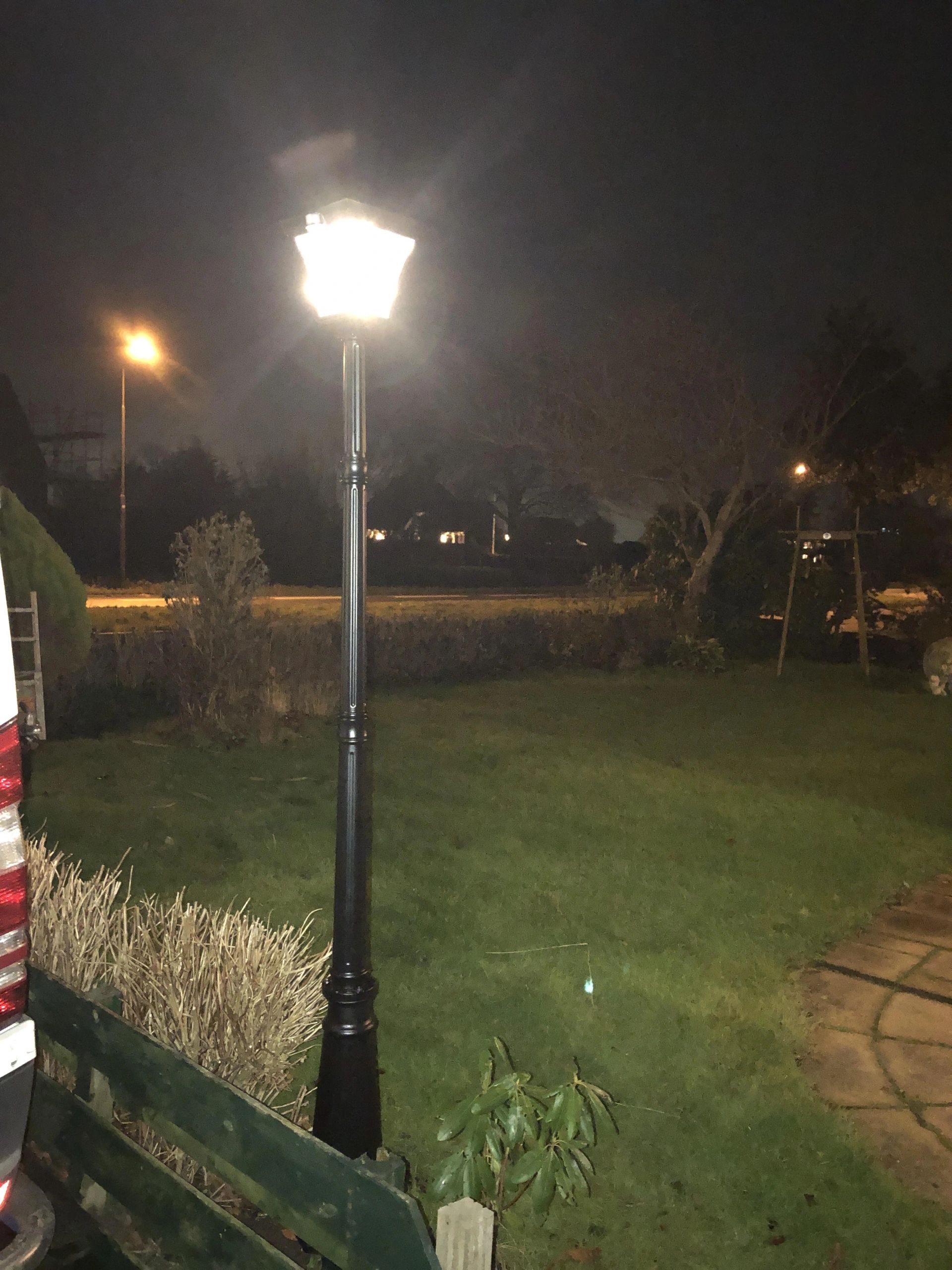 Solar buitenlamp London lantaarn hoog op zonne energie