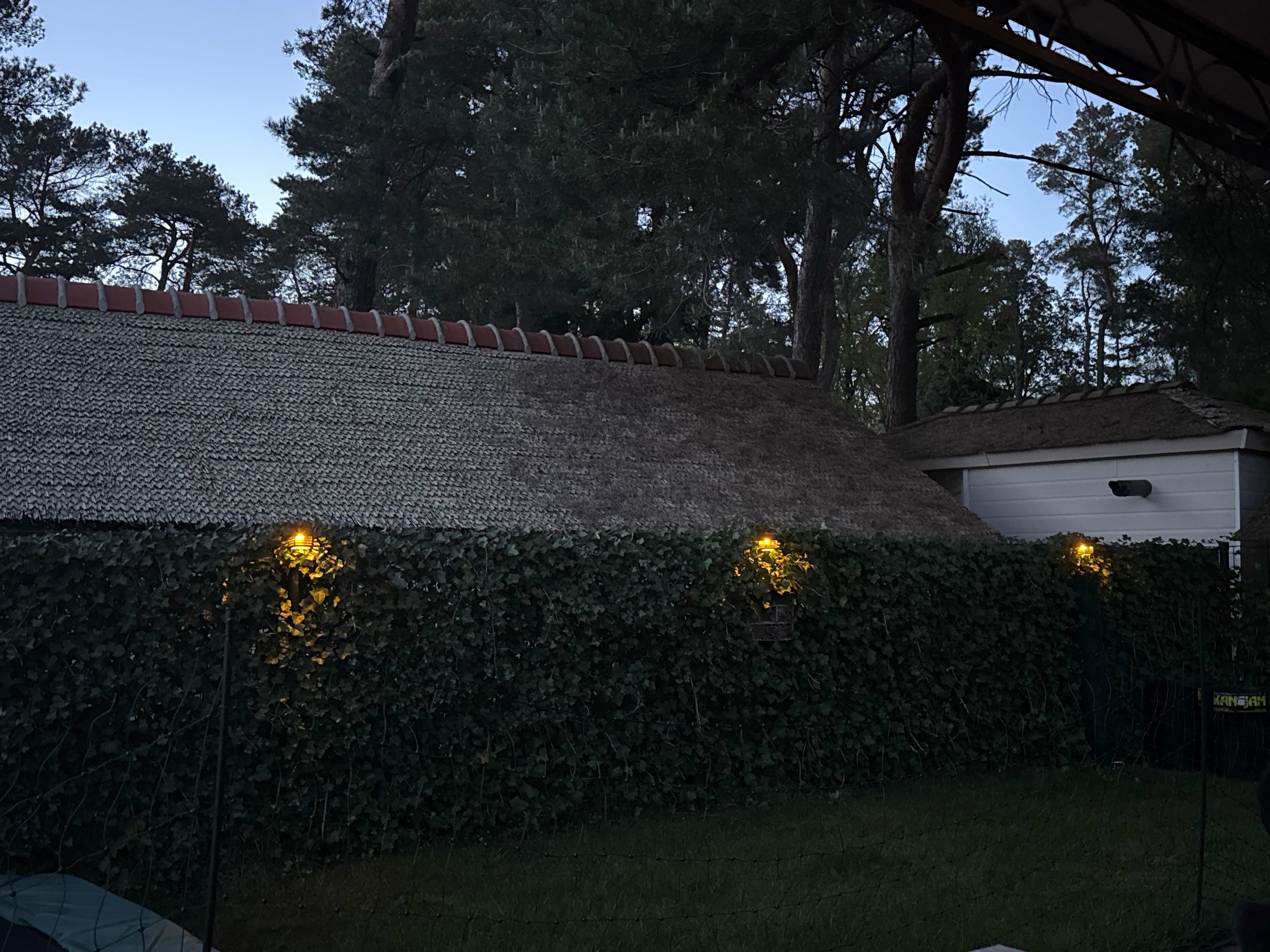Zwarte solar wandlamp Stripe op zonne-energie set van 8