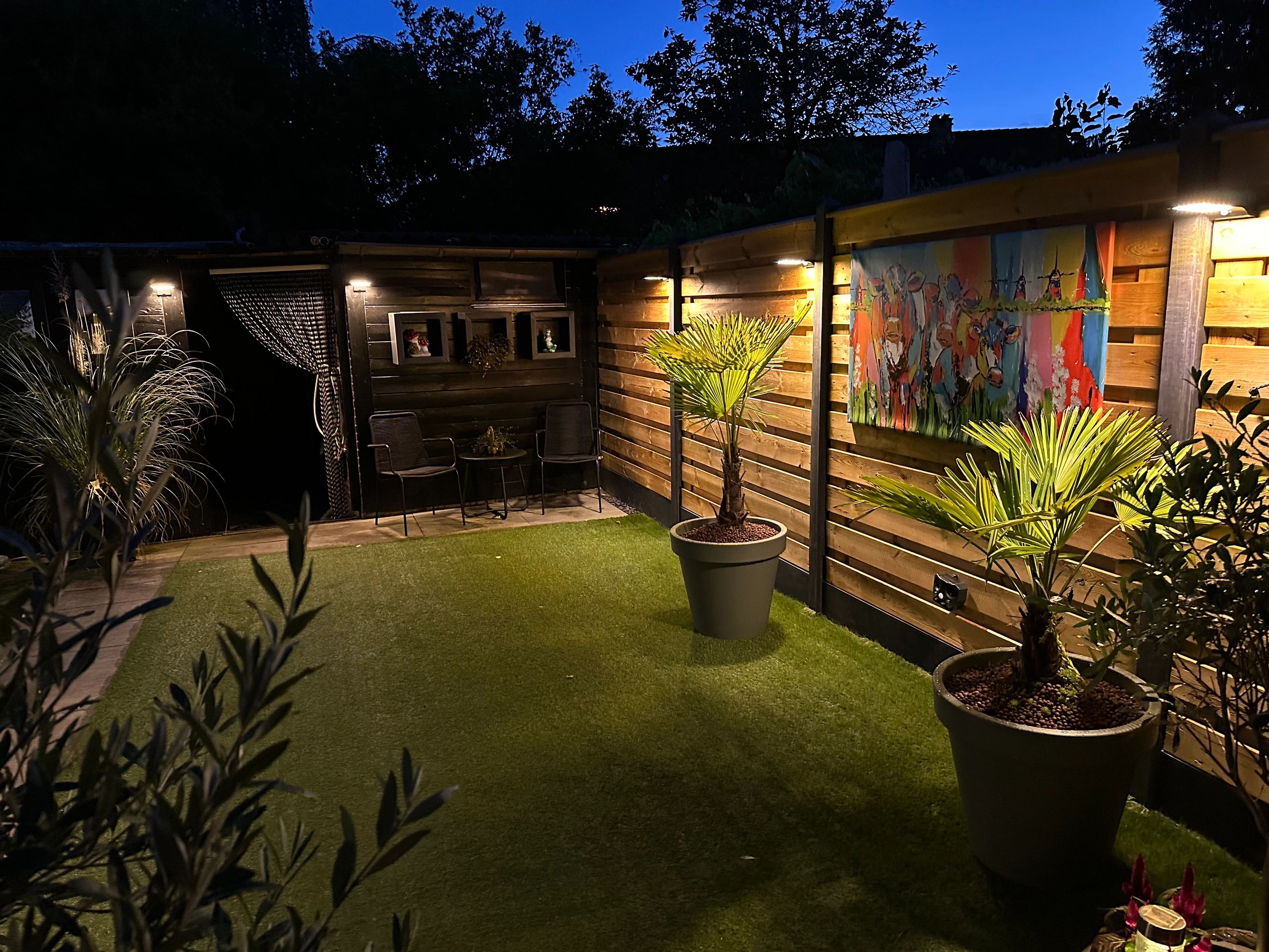Solar wandlamp Slim met 36 leds en bewegingsmelder Zwart op zonne energie voordeelset