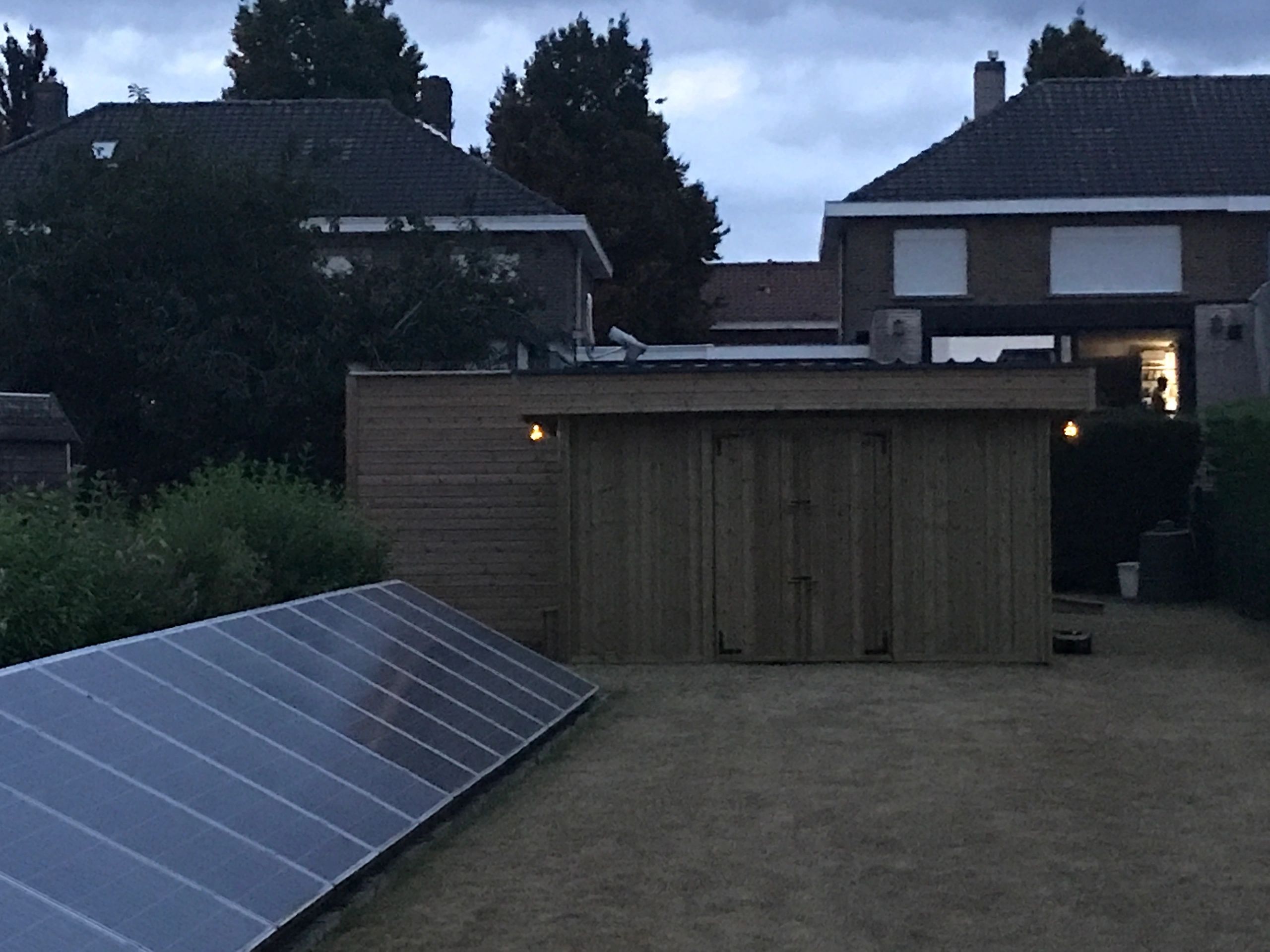 Solar hanglamp Saga Black met schemersensor