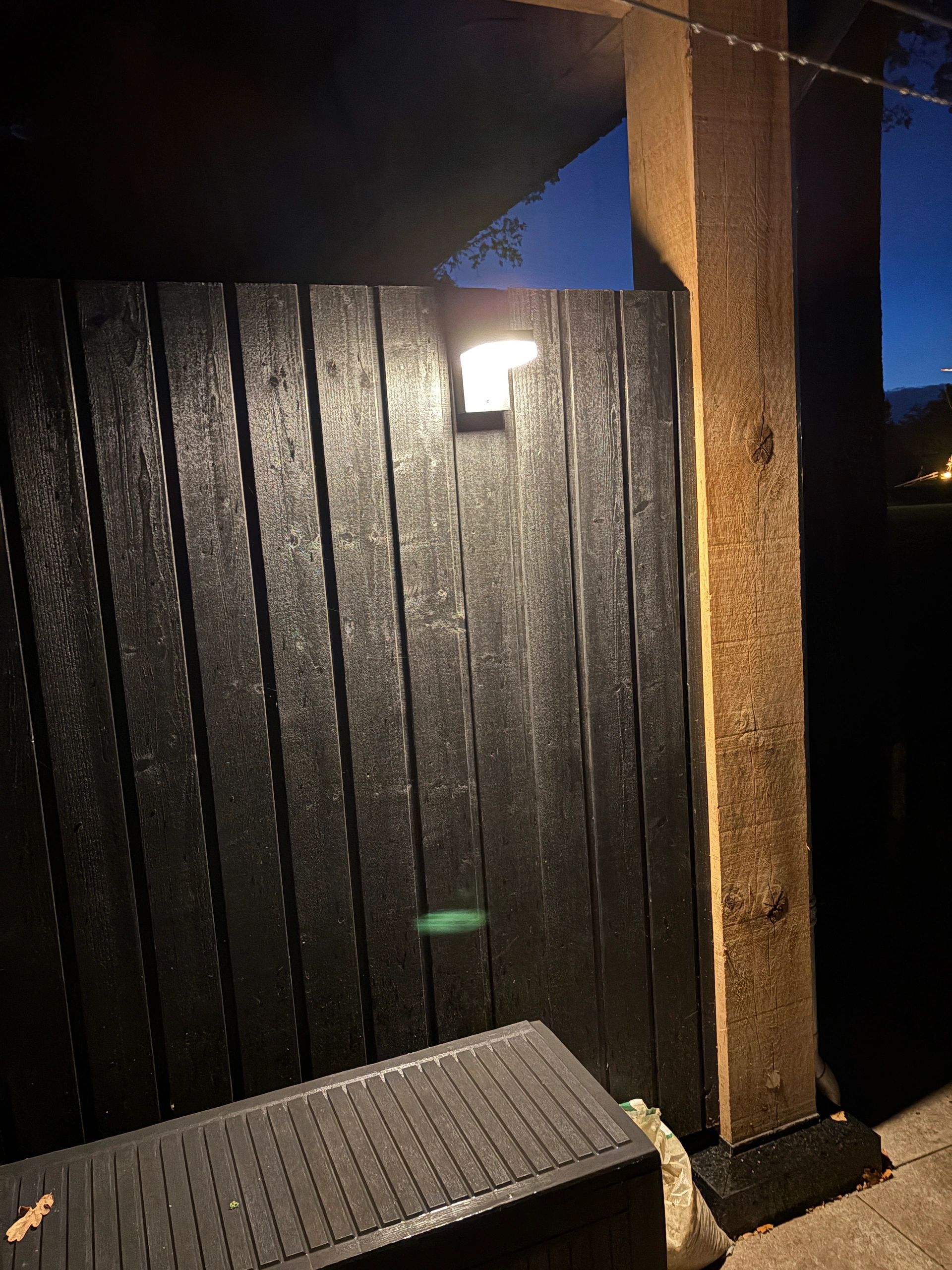 Solar wandlamp Oslo warm wit licht met bewegingssensor