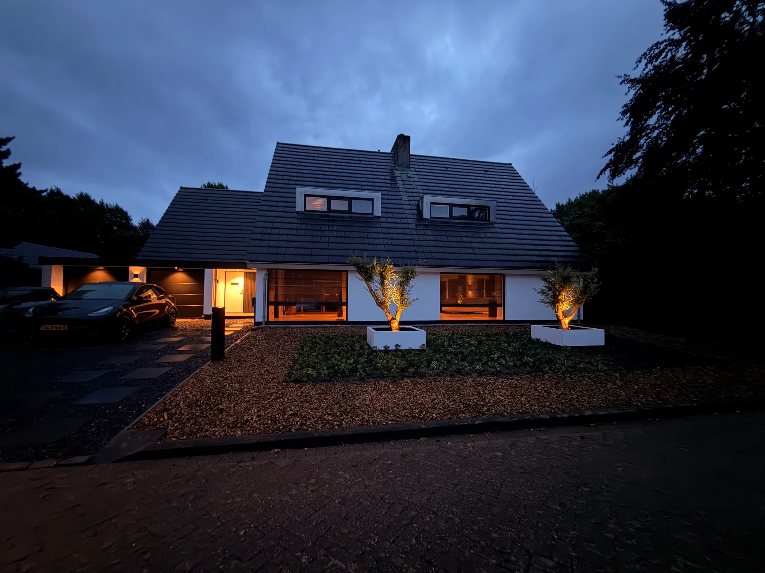 Solar spot Twins met twee spots en los solarpaneel
