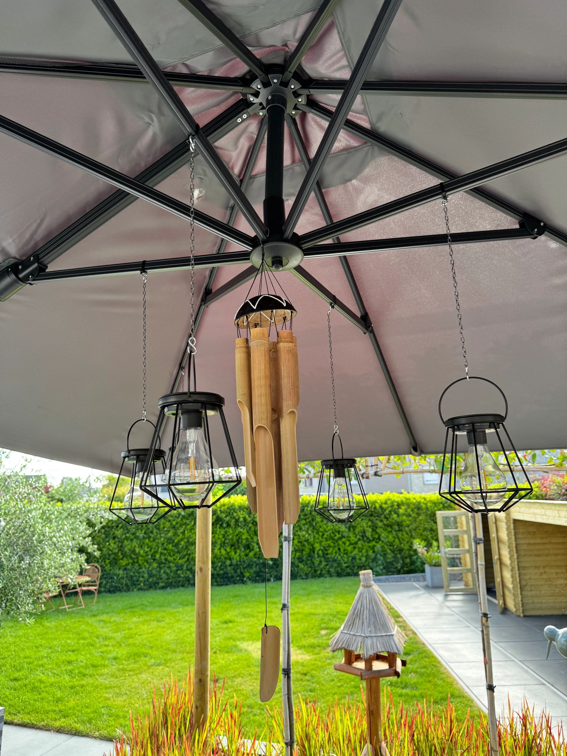 Solar LED lamp Vogue zwarte buitenlamp op zonne energie