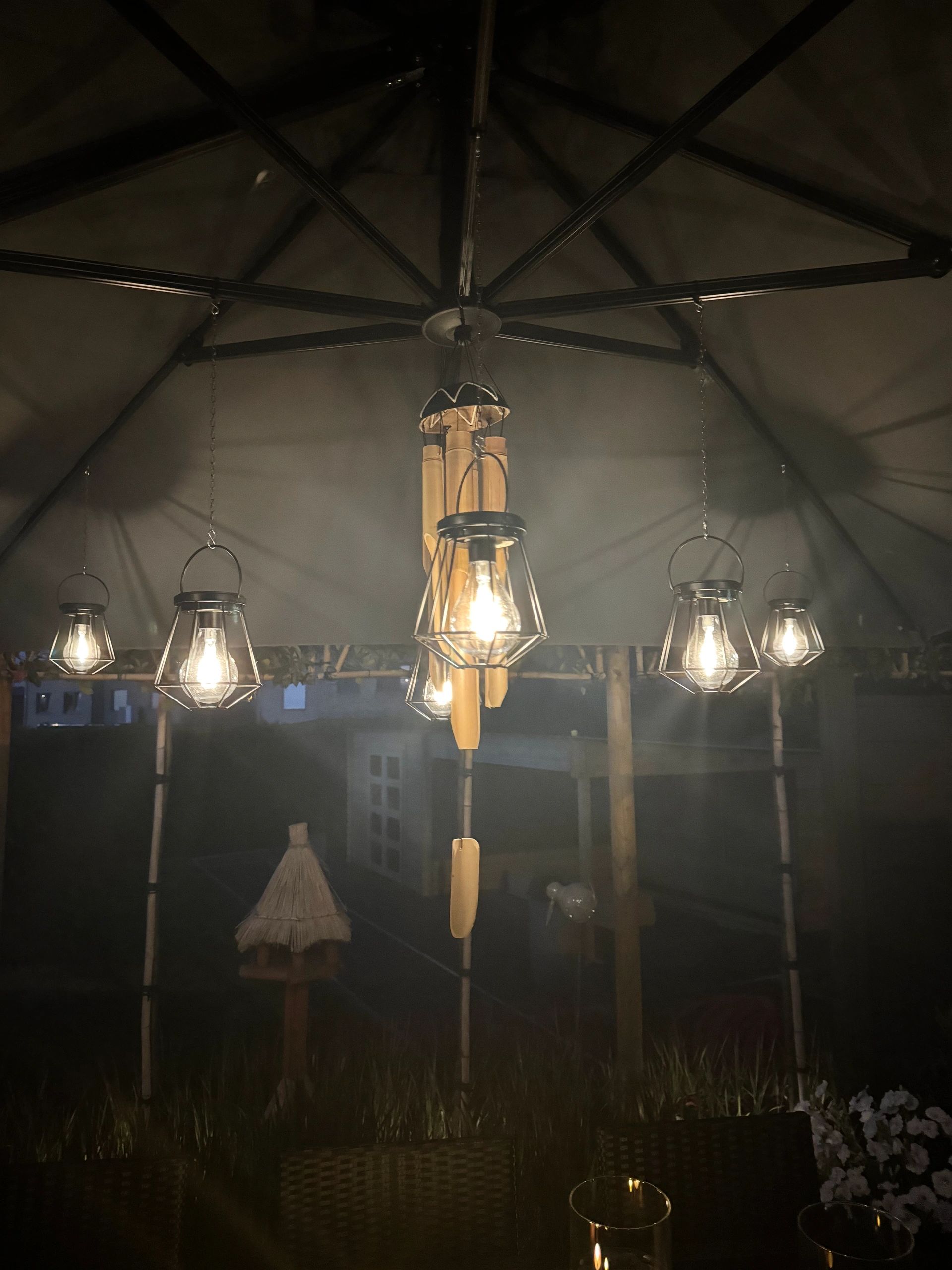 Solar LED lamp Vogue zwarte buitenlamp op zonne energie