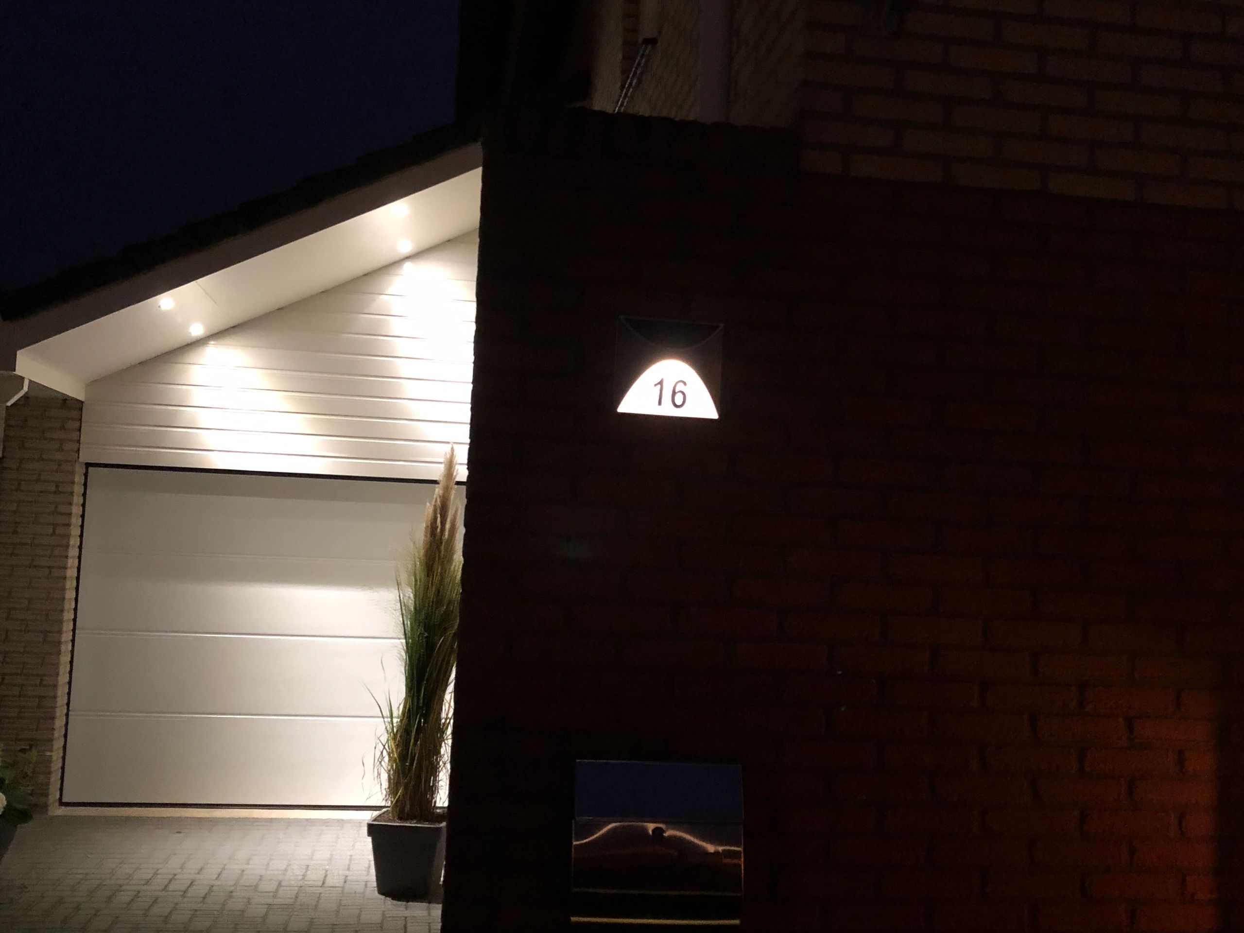 Solar Huisnummer Tau op zonne energie inclusief nummers